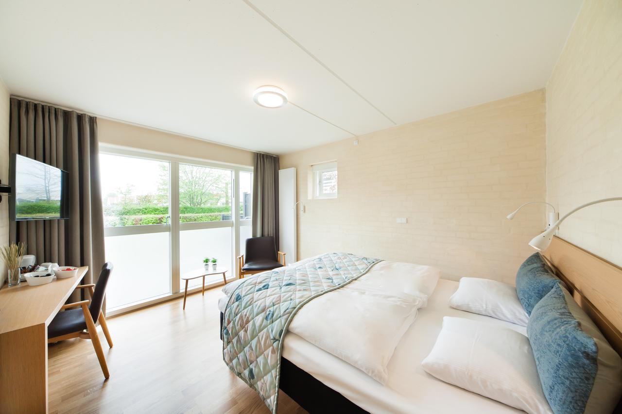 Strandhotel Klinten Aps Rødvig Exteriér fotografie